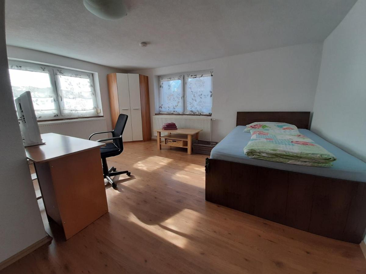 Biberach-Riss-Zimmer-Frei, Einzel-Zimmer Bad Kueche Birkenhard Eksteriør billede